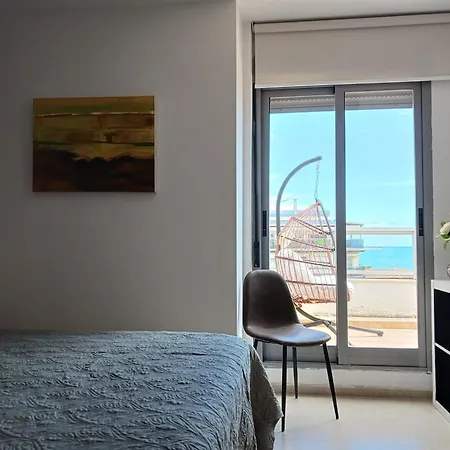 Precioso Atico Frente Al Mar Reformado 2025 *
