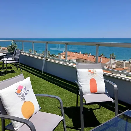 דירה Precioso Atico Frente Al Mar Reformado 2025