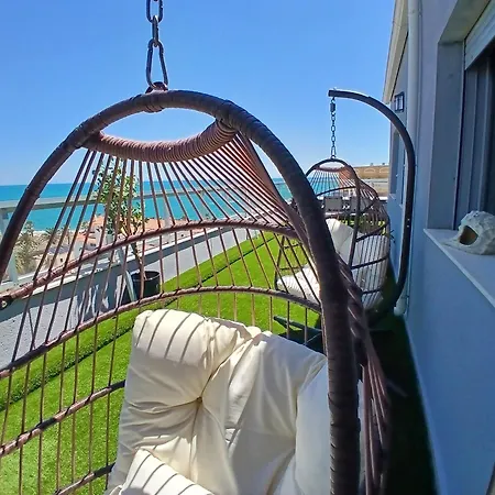 Precioso Atico Frente Al Mar Reformado 2025
